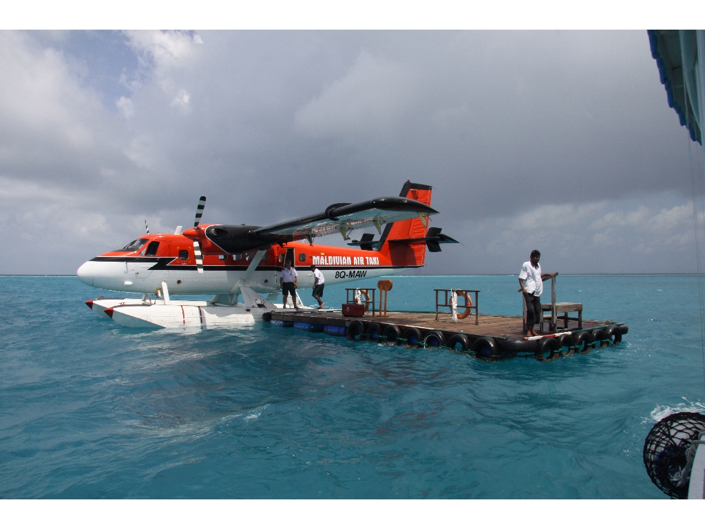 2010-10-17 07-41-42 - Maldives 2010 IMG_5792 2010-10-17 07-41-42 - Maldives 2010 IMG_5792